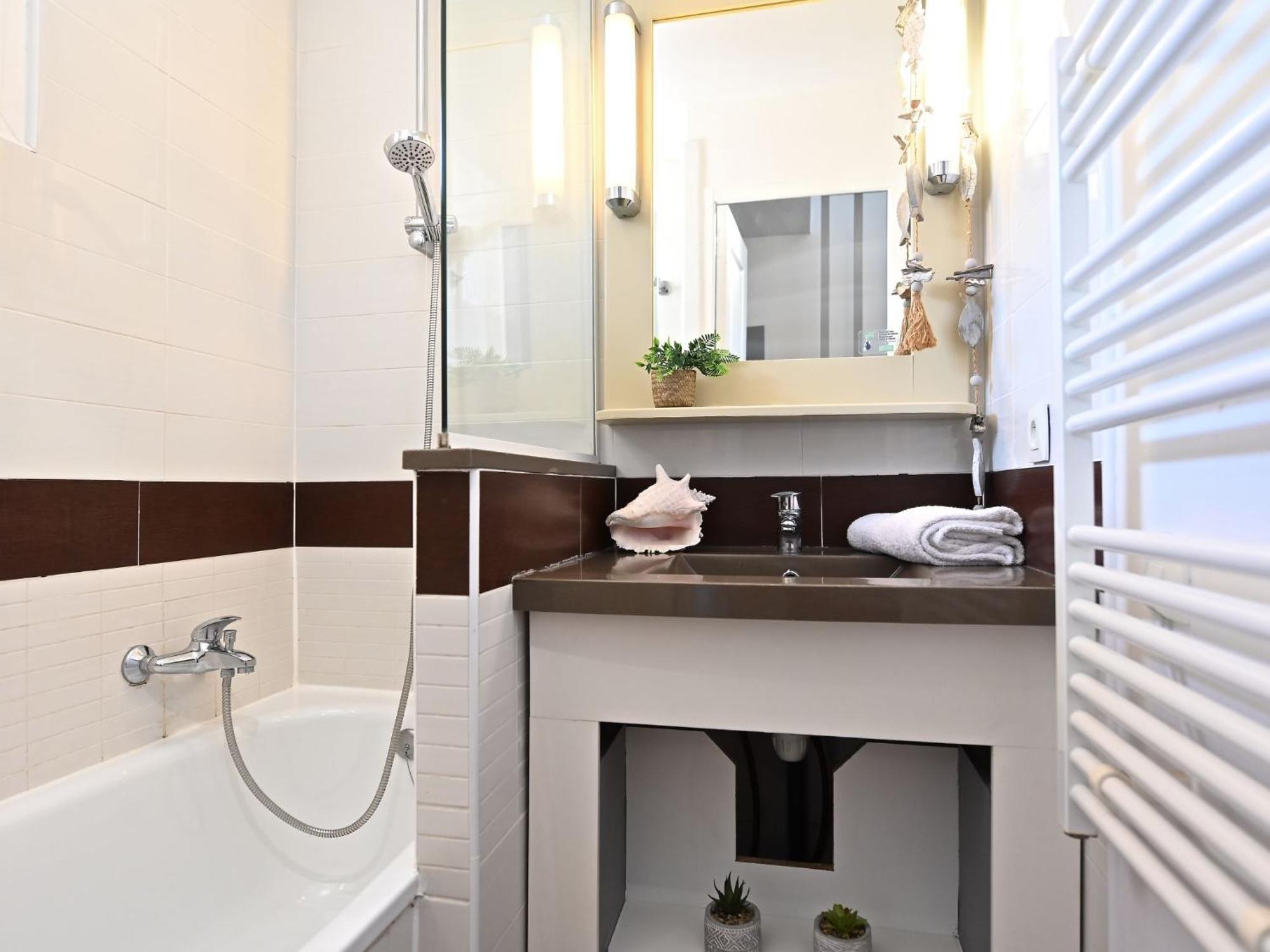 Apartment Village Cap Esterel - Le Village-14 By Interhome Saint-Raphael  Bagian luar foto