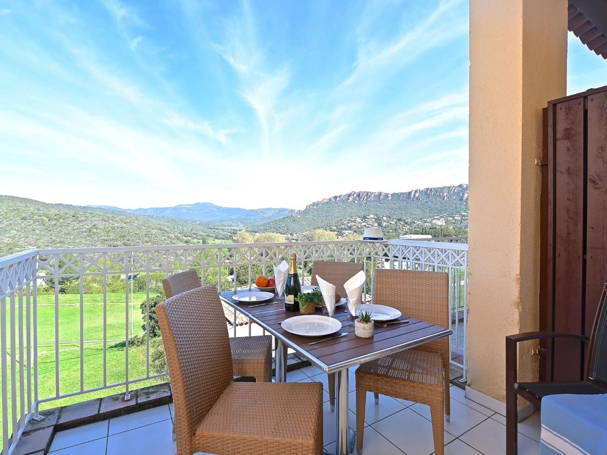 Apartment Village Cap Esterel - Le Village-14 By Interhome Saint-Raphael  Bagian luar foto